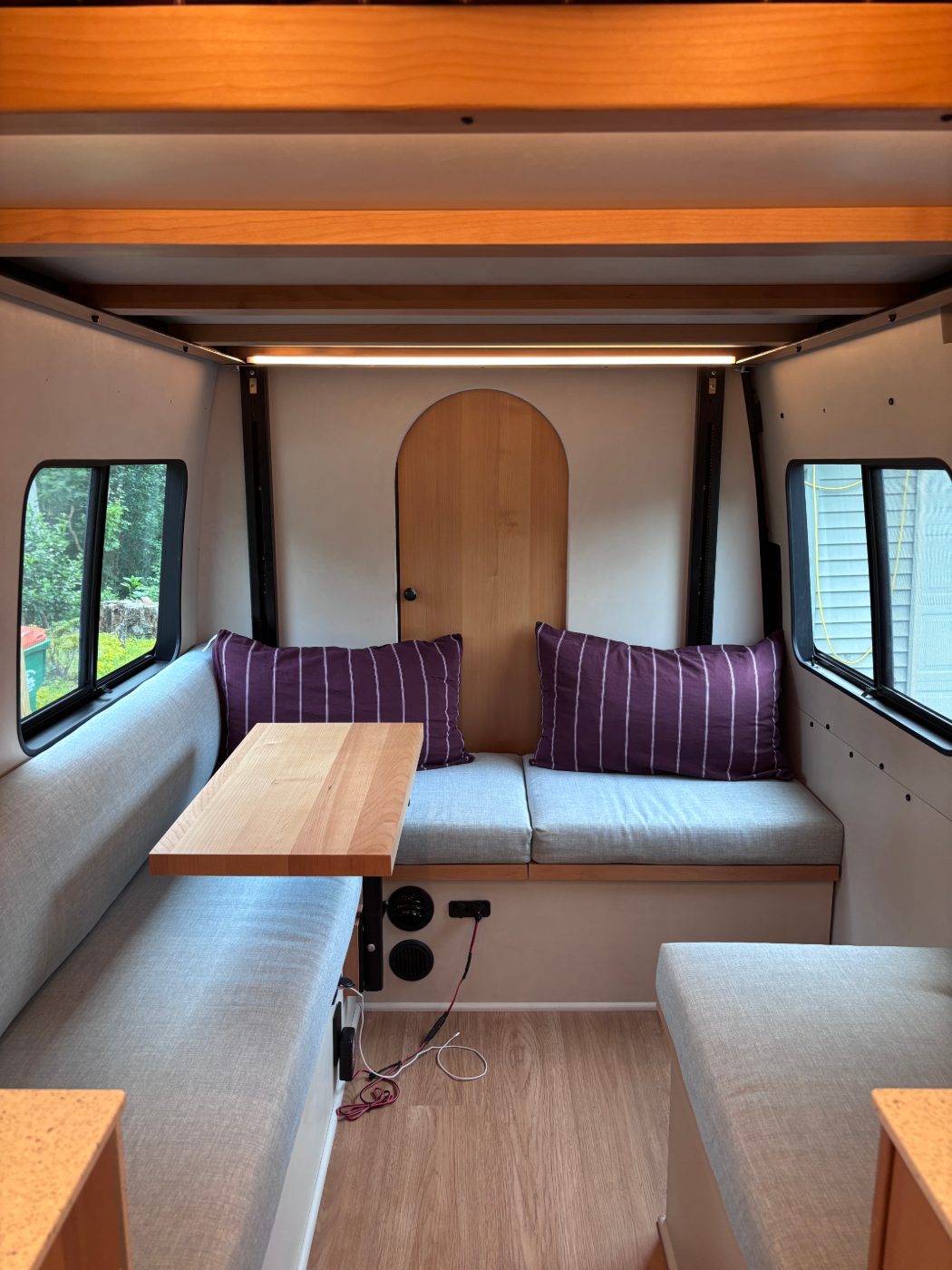 The dinette, looking aft to the bulkhead door